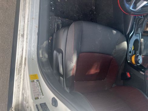 Used 2023 Toyota Corolla SE FWD image 10