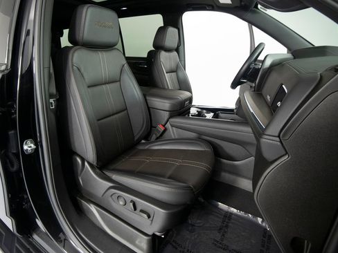 Used 2025 Chevrolet Tahoe High Country w/ Sun And Tow Package image 28