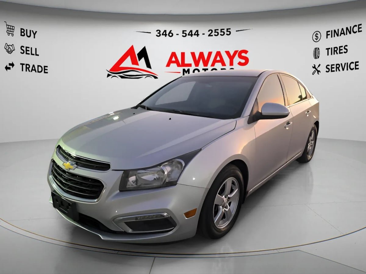 Used 2015 Chevrolet Cruze LT FWD image 2