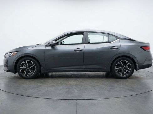 Used 2025 Nissan Sentra SV FWD image 5