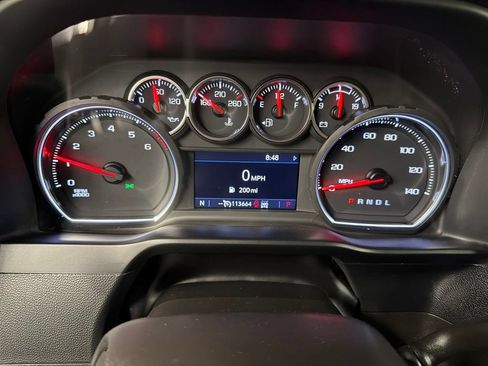 Used 2022 Chevrolet Silverado 2500 LT AWD/4WD image 19