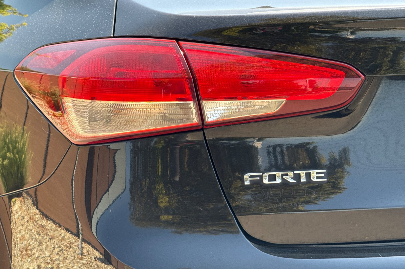 Used 2017 Kia Forte LX FWD image 25