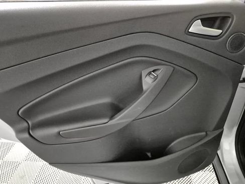 Used 2016 Ford Escape Titanium FWD image 25