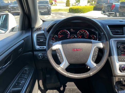 Used 2017 GMC Acadia Limited SLT AWD/4WD image 8