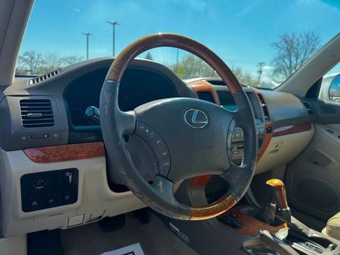 Used 2004 Lexus GX 470 AWD/4WD image 10