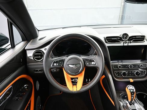 New 2026 Bentley Bentayga Speed AWD/4WD image 19