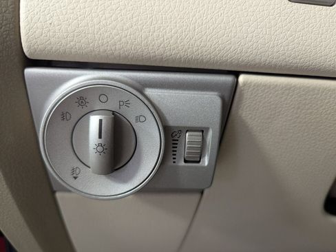 Used 2007 Lincoln MKX 2WD image 12
