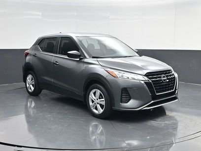 Used 2025 Nissan Kicks Play S