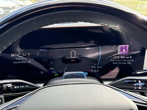 New 2026 Cadillac Lyriq Premium Luxury image 17