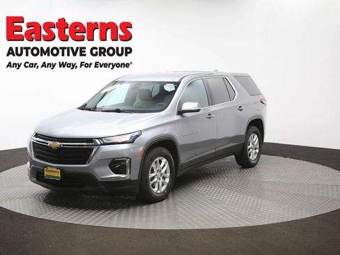 Used 2023 Chevrolet Traverse LS w/ Safety Package image 55