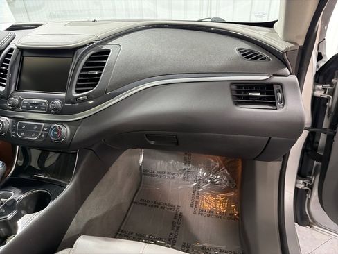 Used 2019 Chevrolet Impala LS image 23