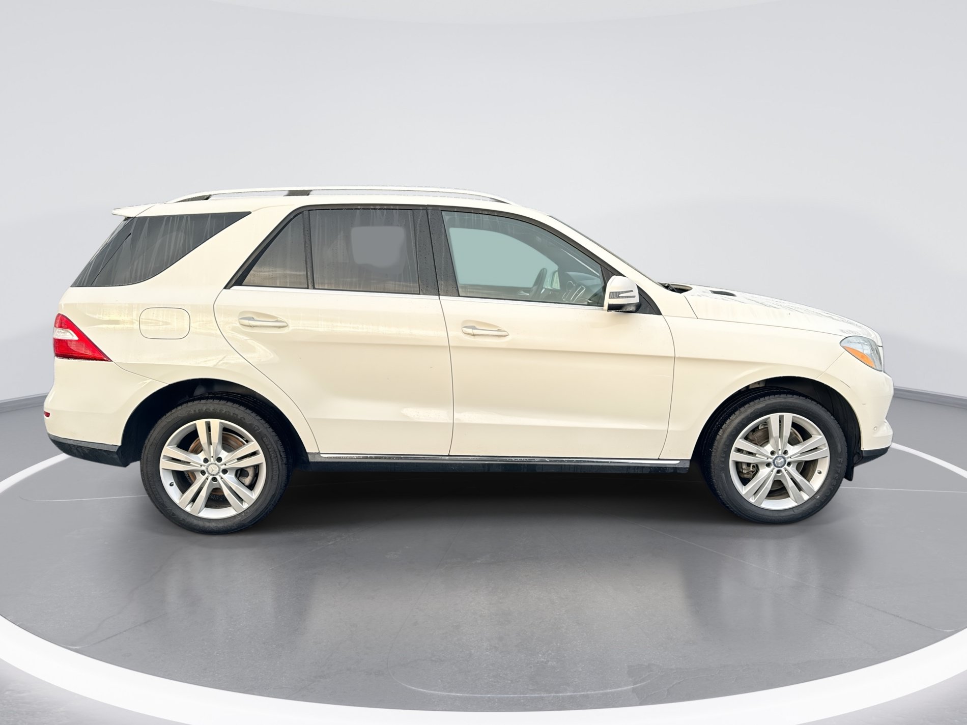 Used 2014 Mercedes-Benz ML 350 2WD image 3