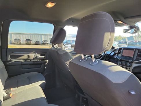 Used 2024 RAM 2500 Big Horn image 30