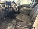 Used 2019 Nissan Titan SV image 3