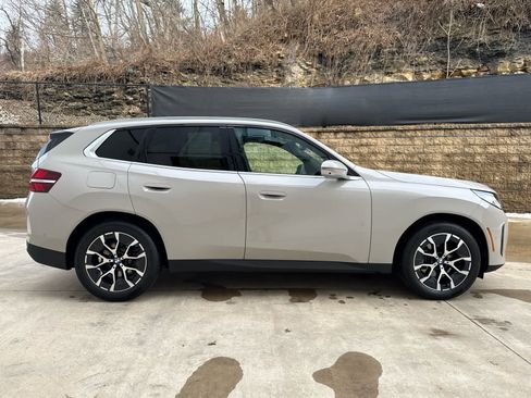 Certified 2025 BMW X3 xDrive30i w/ Premium Package image 7