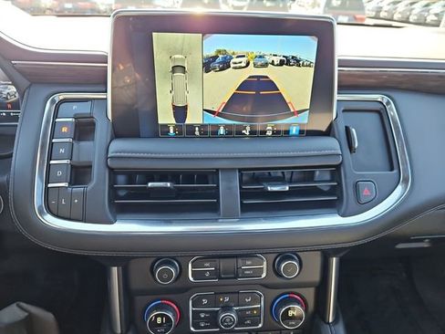 Used 2024 Chevrolet Tahoe Z71 w/ Luxury Package image 18