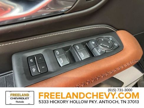 Used 2024 GMC Yukon Denali Ultimate image 23