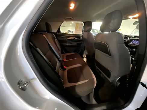 Certified 2022 Chevrolet TrailBlazer LT w/ Convenience Package image 16