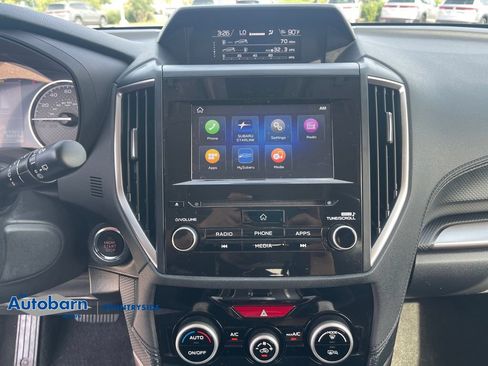Used 2019 Subaru Forester Premium AWD/4WD image 16