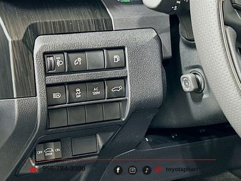 New 2026 Toyota 4Runner Platinum AWD/4WD image 11