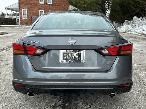 New 2025 Nissan Altima 2.5 SR FWD image 4
