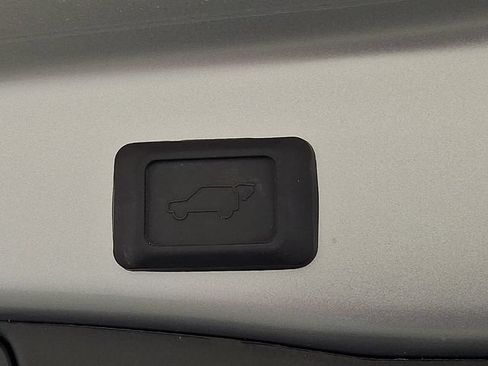 Certified 2025 Toyota RAV4 XLE w/ Convenience Package FWD image 35