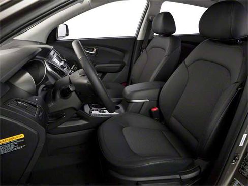Used 2013 Hyundai Tucson GLS FWD image 6