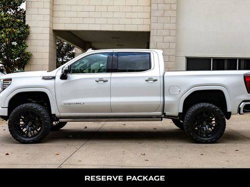 Used 2025 GMC Sierra 1500 Denali w/ Denali Reserve Package AWD/4WD image 6