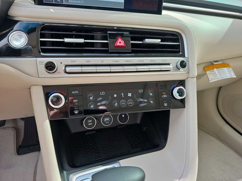 New 2026 Genesis G70 2.5T Prestige image 12