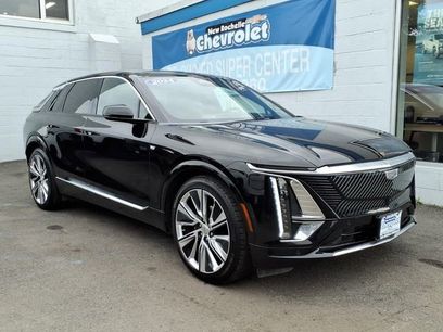 Used 2024 Cadillac Lyriq Luxury w/ LPO, Floor Liner Package