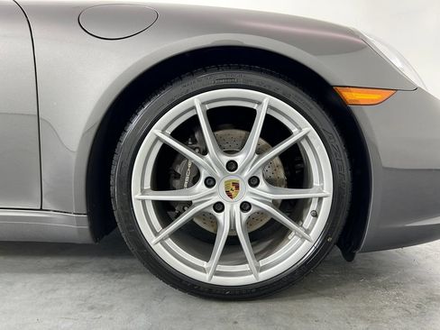 Used 2019 Porsche 911 Carrera RWD image 11