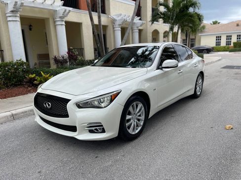 Used 2016 INFINITI Q50 Premium image 34