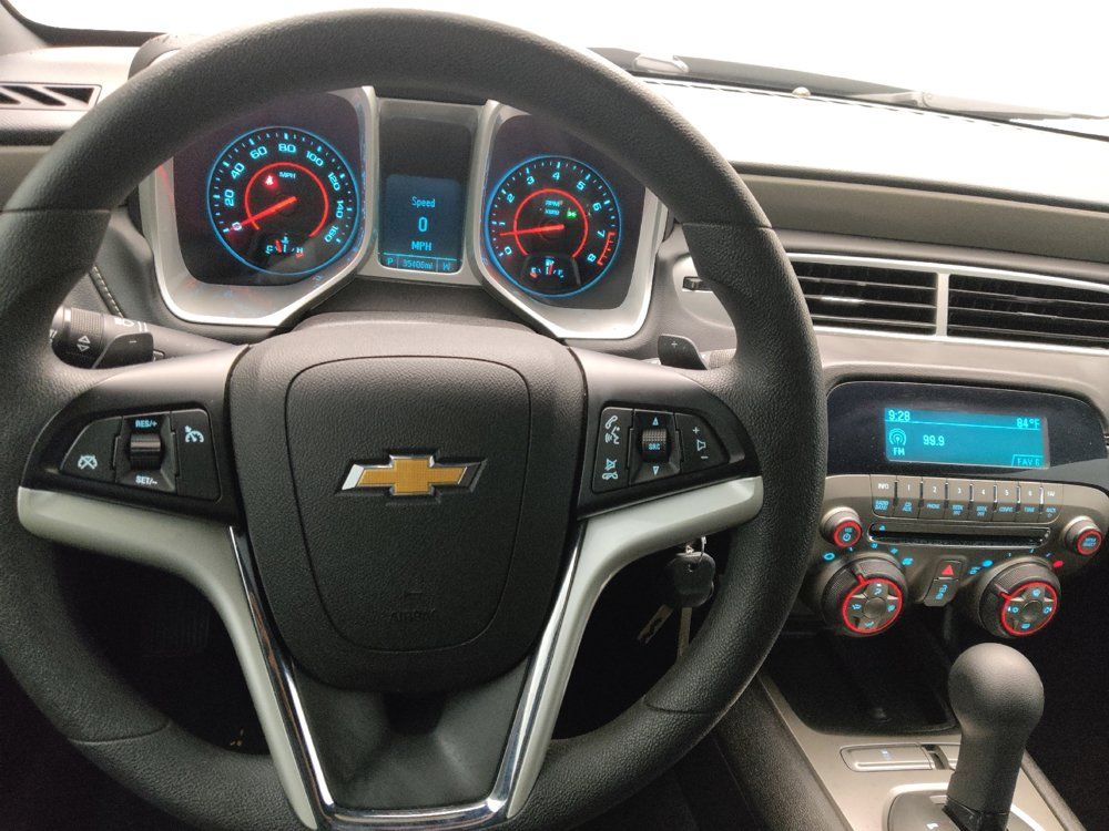 Used 2015 Chevrolet Camaro LS RWD image 22