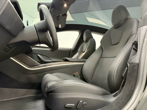 Used 2025 Tesla Model S image 15
