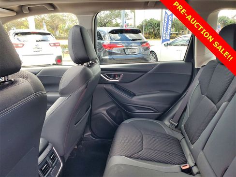 Used 2023 Subaru Forester Premium image 10