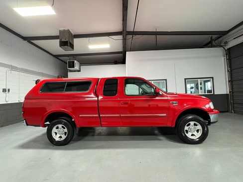 Used 1998 Ford F150 XLT image 5