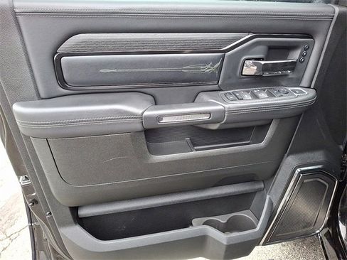 Used 2022 RAM 2500 Limited image 9