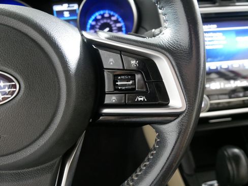 Used 2018 Subaru Outback 2.5i Limited AWD/4WD image 28