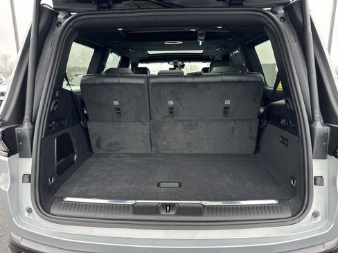 New 2026 Jeep Grand Wagoneer Summit AWD/4WD image 7