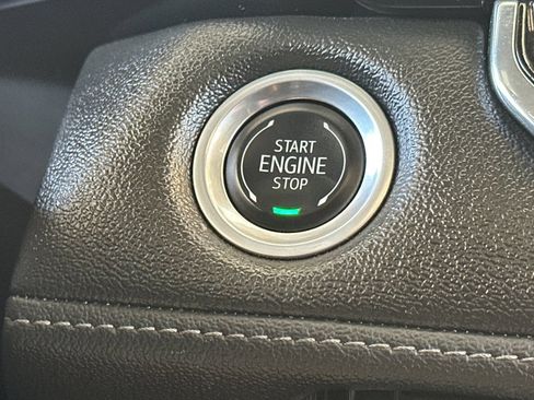 Used 2024 Chevrolet Colorado LT w/ LT Convenience Package III AWD/4WD image 21