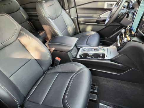 Used 2021 Ford Explorer ST w/ Equipment Group 401A image 14