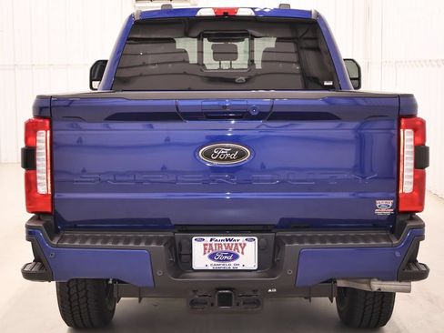 New 2026 Ford F250 Lariat w/ Black Appearance Package AWD/4WD image 8