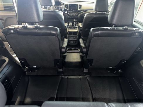 Used 2017 Honda Pilot Elite image 28