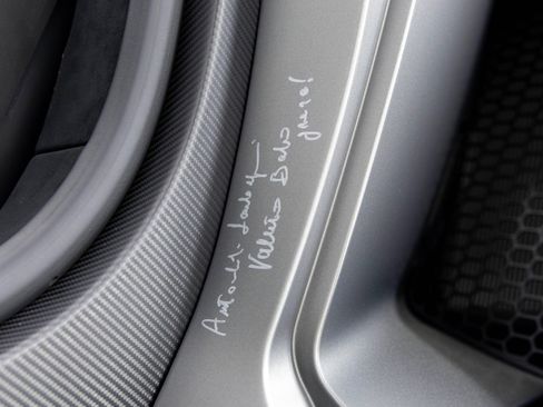 Used 2020 Lamborghini Aventador SVJ image 40