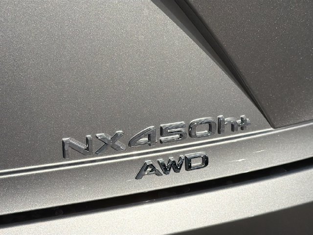 Used 2026 Lexus NX 450h+ AWD w/ Luxury Package image 11