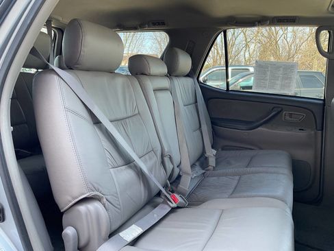 Used 2007 Toyota Sequoia SR5 image 35