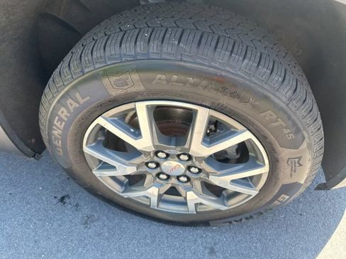 Used 2021 GMC Acadia SLE w/ Driver Convenience Package AWD/4WD image 8