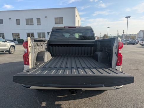 New 2026 Chevrolet Silverado 1500 Custom w/ LPO, Dark Essentials Package image 12