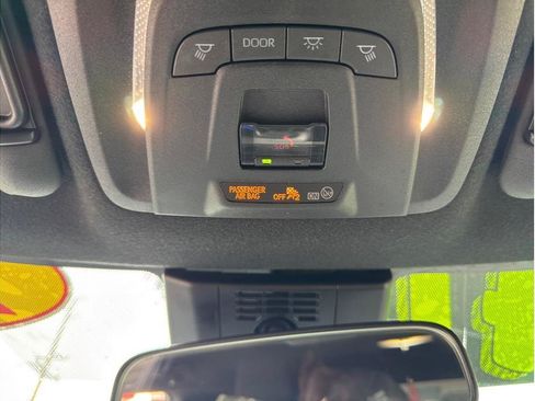 Used 2024 Toyota Corolla SE FWD image 20