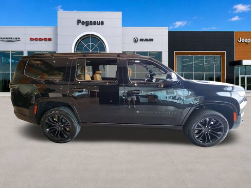 New 2026 Jeep Grand Wagoneer Summit AWD/4WD image 6
